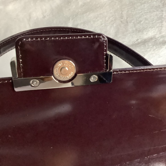 🛍️ELEGANT🌟YSL YVES SAINT LAURENT Patent Leather Handbag/VINTAGE - Picture 11 of 16